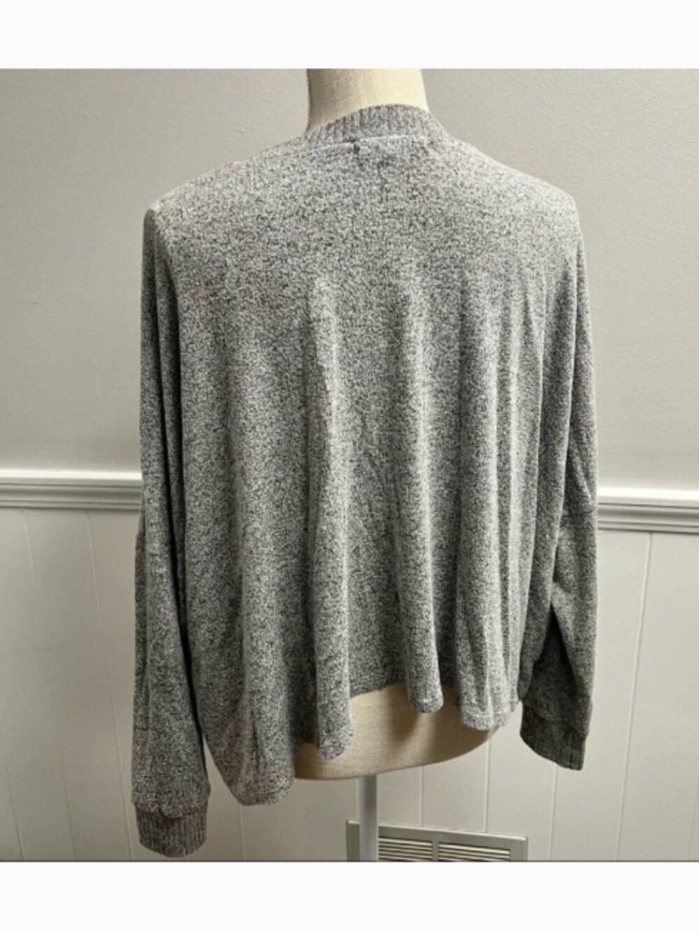 Joah Brown Womens Oversized Long Sleeve Top in Grey One Size - Picture 7 of 12
